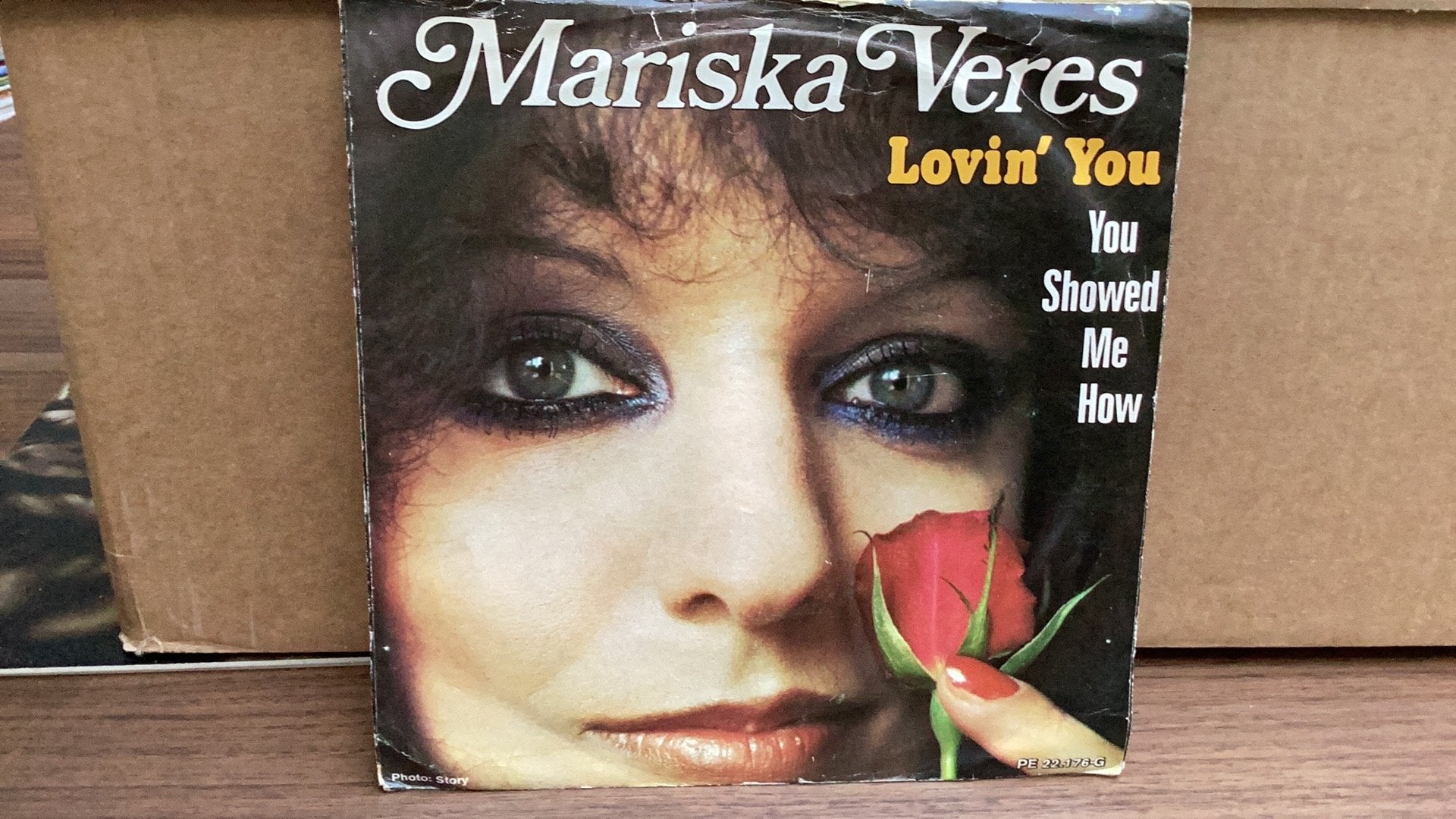 Mariska Veres. Lovin you., Ophalen of Verzenden, Zo goed als nieuw, Pop