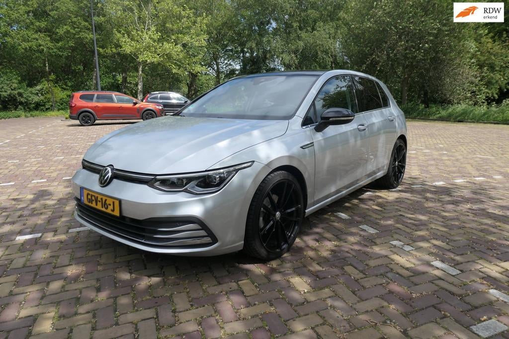 Volkswagen GOLF 1.5 eTSI R-Line Business Automaat/Apk/Climat, Automatische klimaatregeling, 1498 cc, 4 cilinders, 150 pk