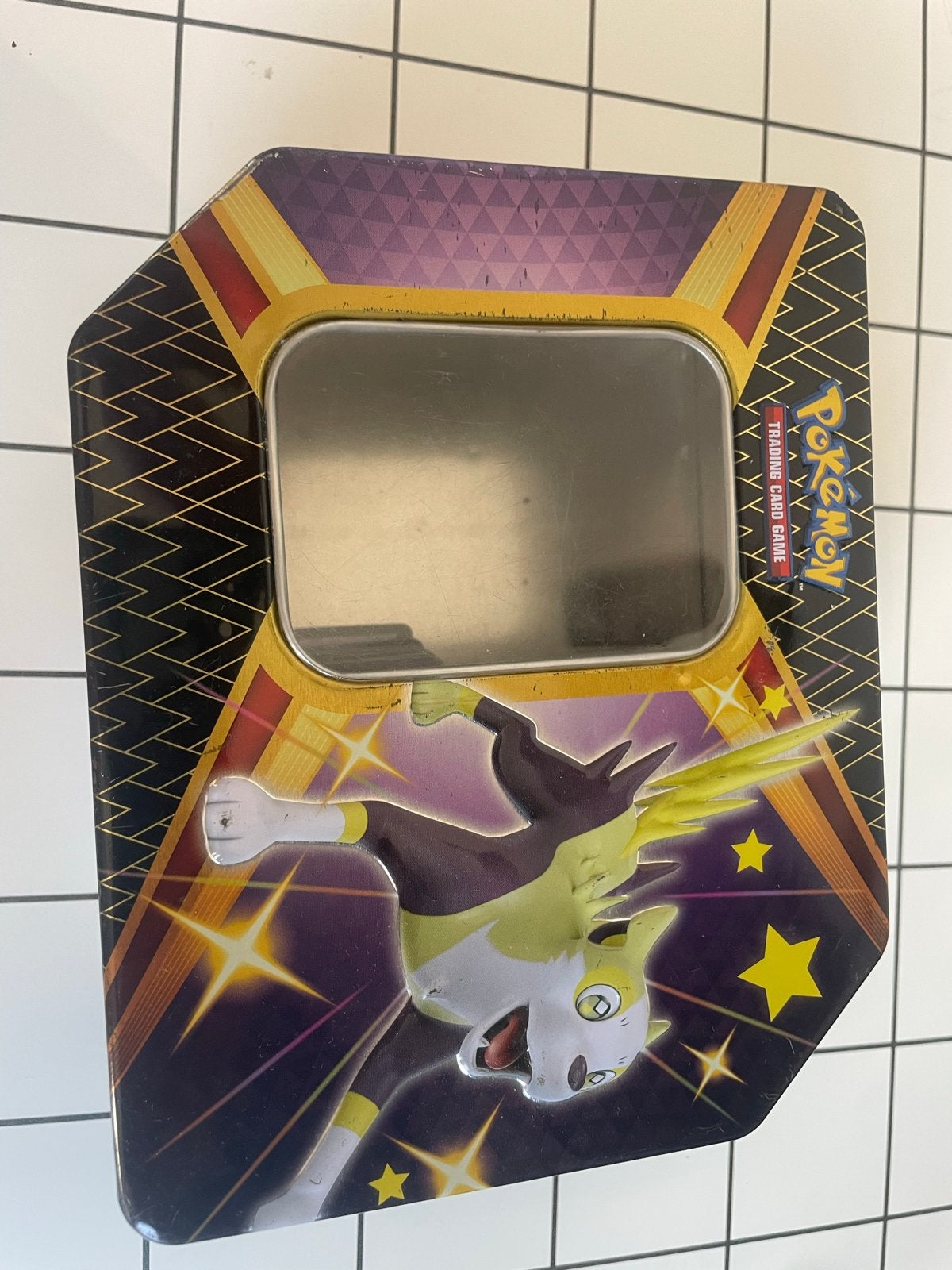 Pokémon Kaarten Tin Box met Gratis Munten, Ophalen of Verzenden, Gebruikt, Meerdere kaarten