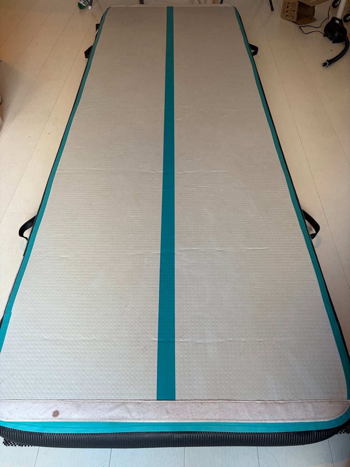 MMS AirTrack - Perfect voor Gymnastiek en Sport, Ophalen, Zo goed als nieuw