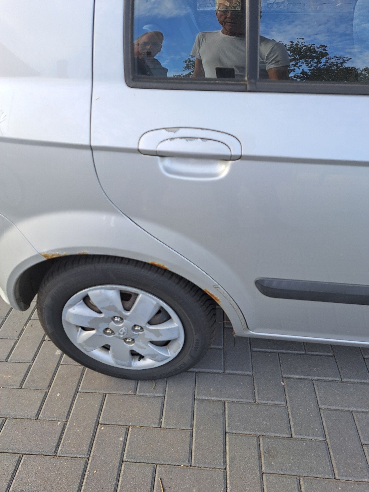 Hyundai Getz 1.3 5DRS 2003 Grijs, Auto's, Voorwielaandrijving, 40 €/maand, 4 cilinders, Origineel Nederlands