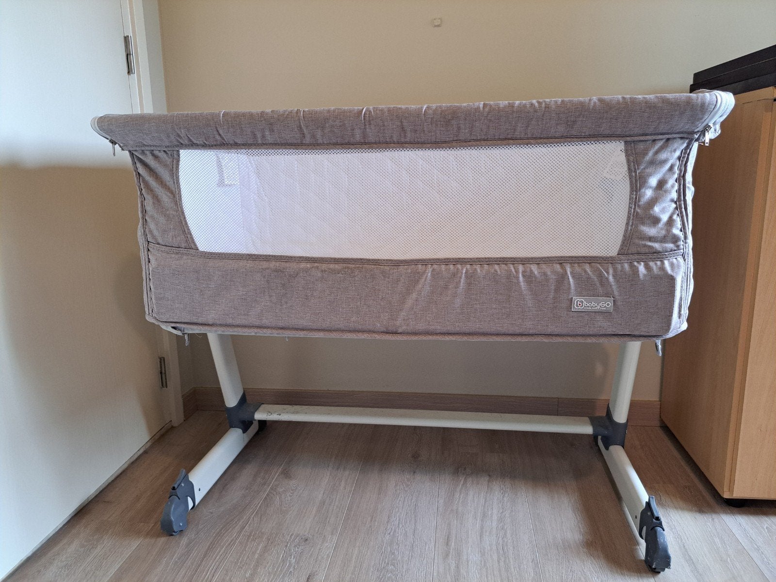 Co-sleeper Baby go, Kinderen en Baby's, Babywiegjes en Ledikanten, Ophalen, Zo goed als nieuw, Wieg