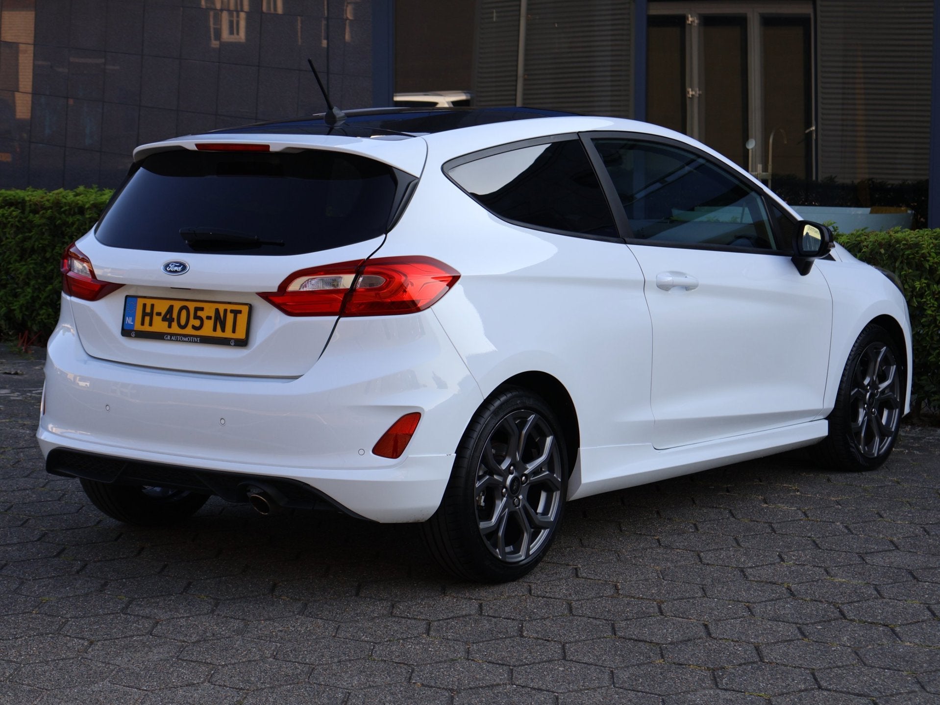 Ford Fiesta 1.0 EcoBoost ST-Line|Keyless|Adaptive|Line Assis, Stof, Wit, 1121 kg, 19 km/l