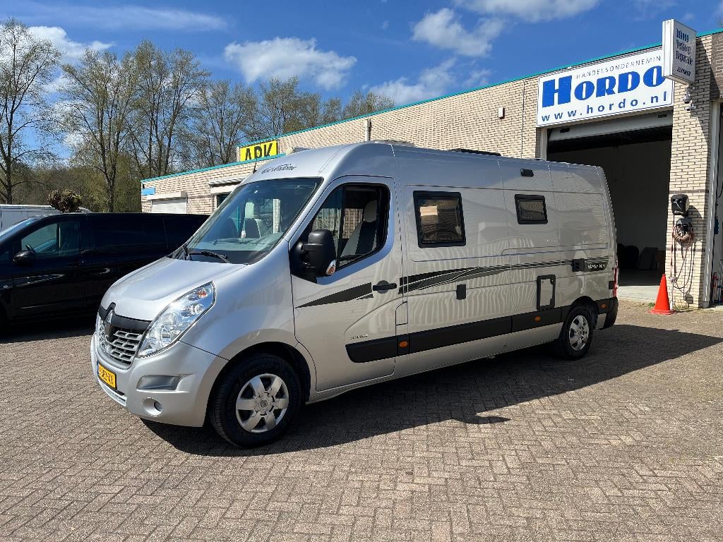 Font Vendome Master Van 2015 (Karmann Possl) IN NIEUWSTAAT, Caravans en Kamperen, Campers, Bedrijf, tot en met 4, Buscamper of Camperbus
