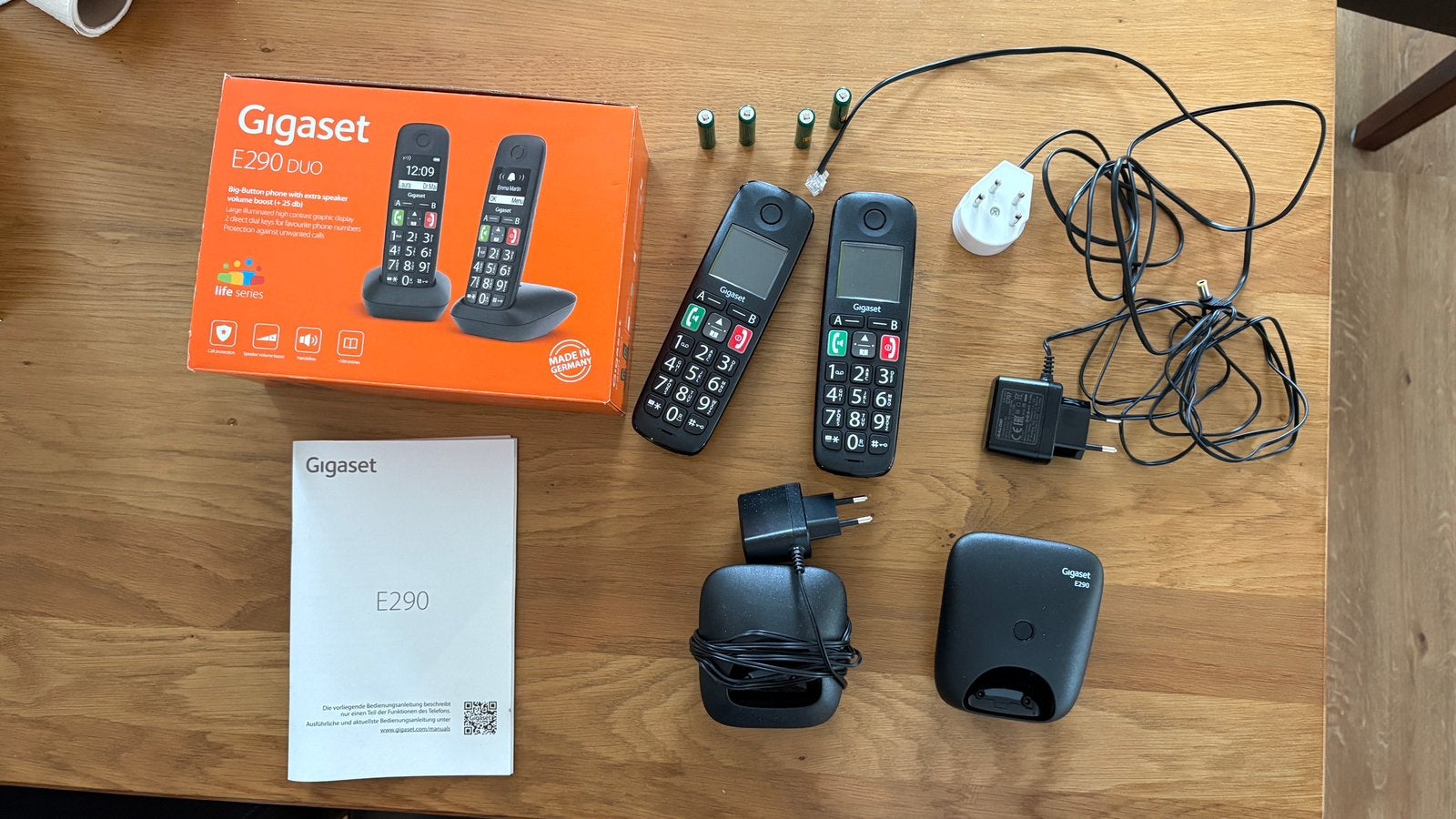 Vaste telefoonset (met grote toetsen), Telecommunicatie, Ophalen, Nieuw, 2 handsets