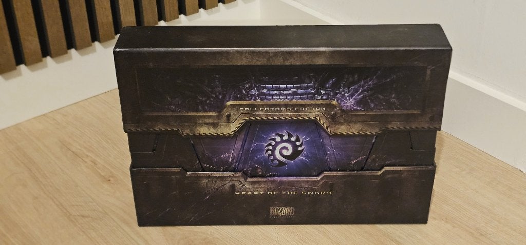 Starcraft 2 heart of the swarm collectors edition, Avontuur en Actie, 1 speler, Nieuw, Ophalen of Verzenden
