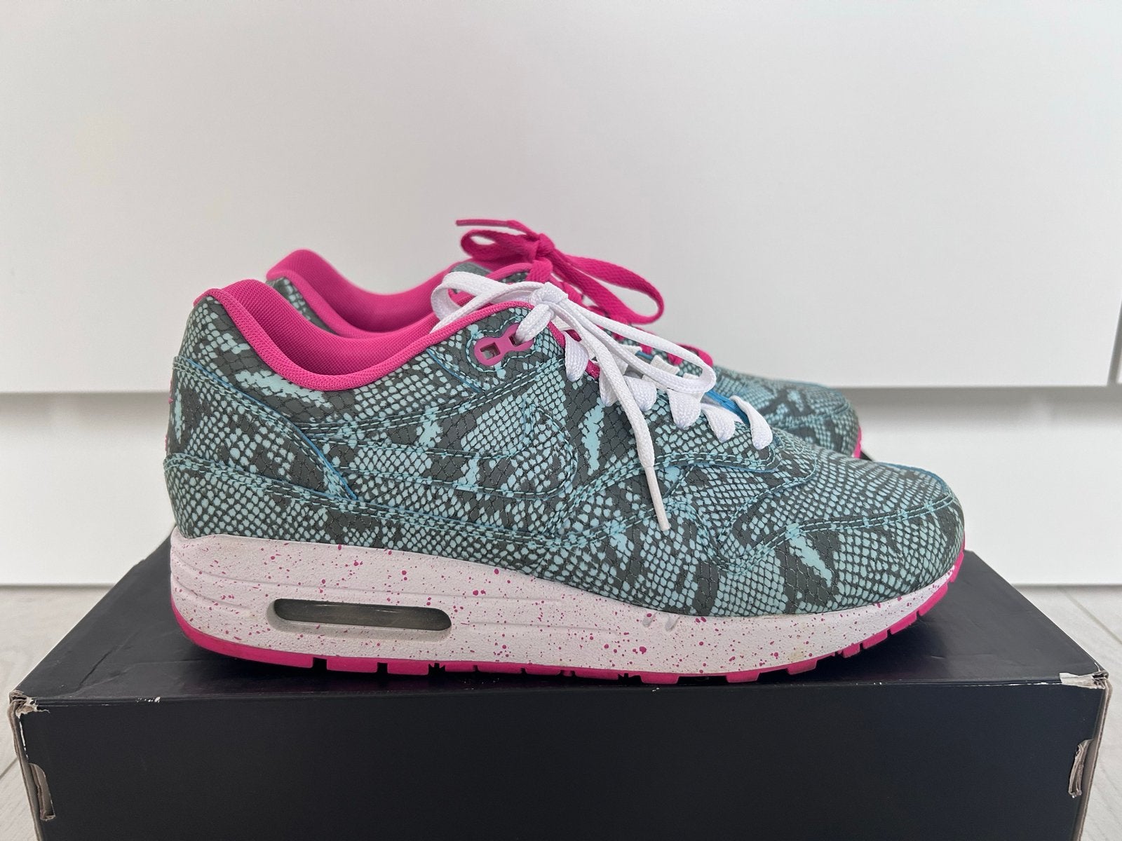 Nike Air Max 1 ID 2015 Snake print maat 40, Ophalen of Verzenden, Roze, Sneakers of Gympen, Zo goed als nieuw
