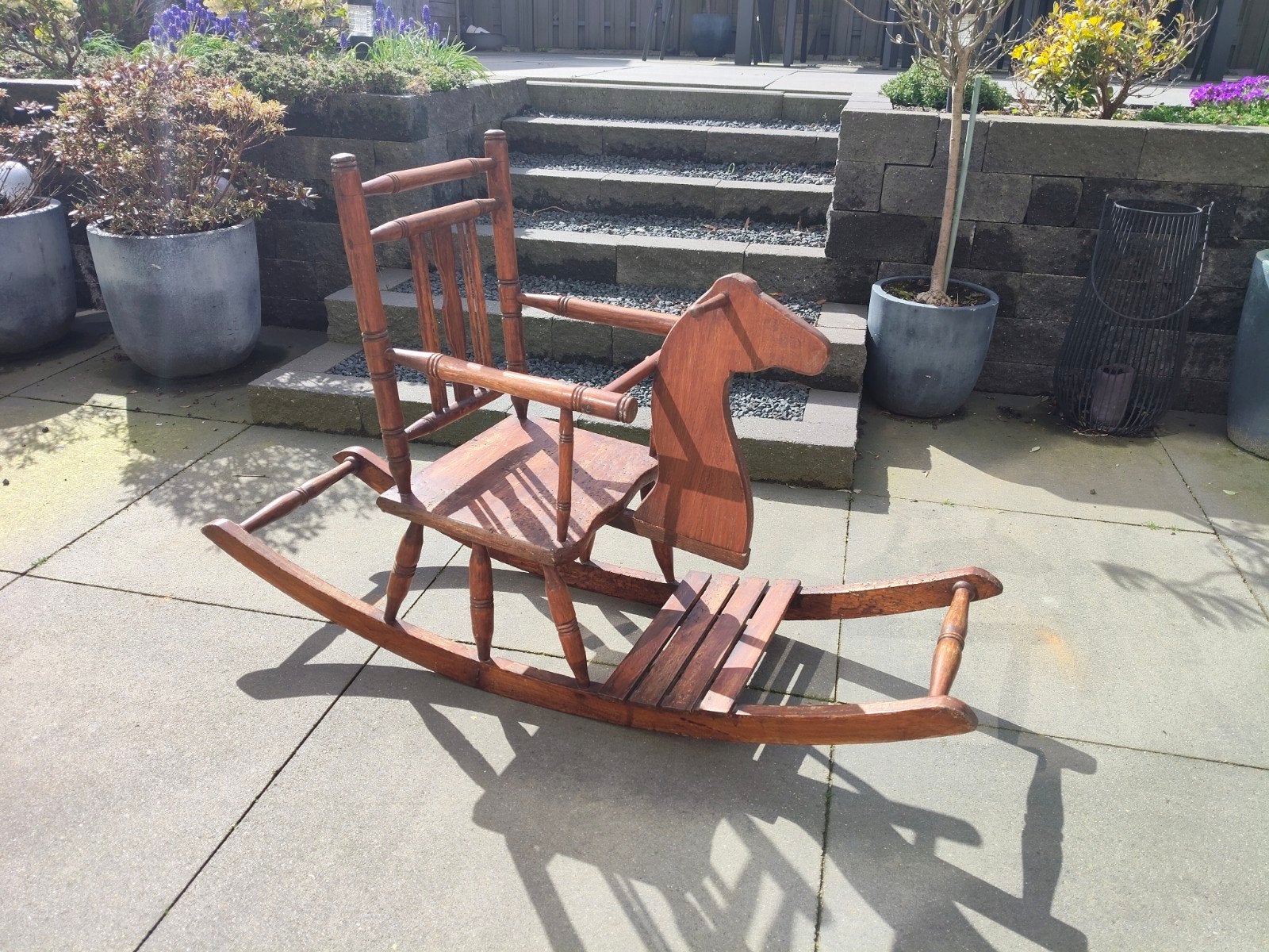 bijna antieke houten hobbelpaard, brocante hobbelpaardtje, Ophalen, Gebruikt