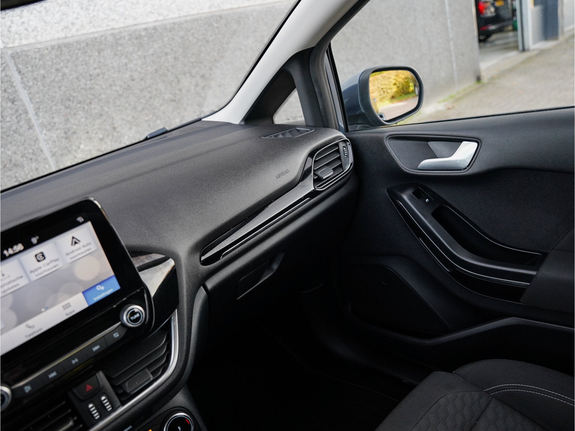 Foto 50 van Ford Fiesta 100pk EcoBoost Titanium |Climate Control |Apple