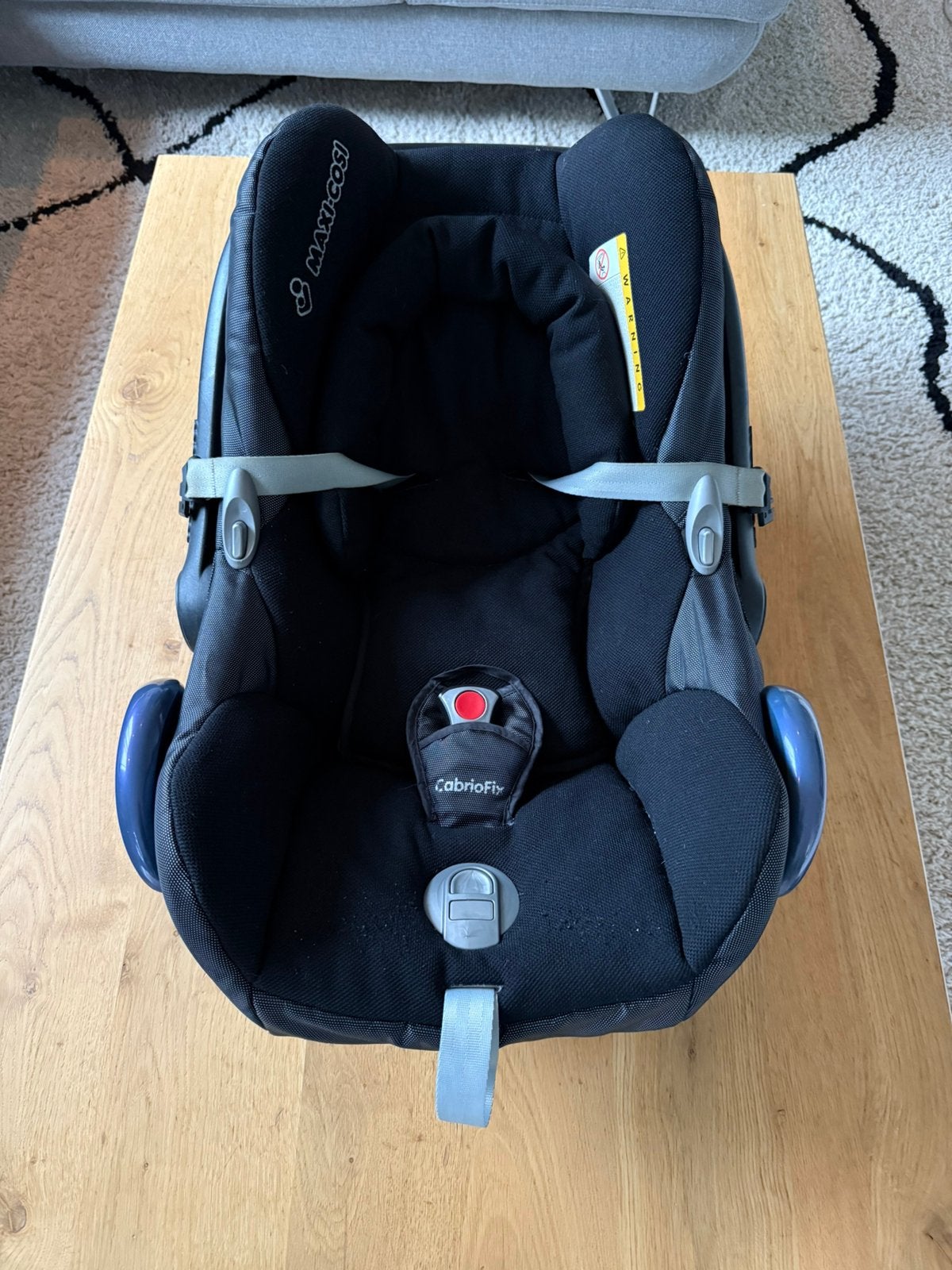 Maxi-Cosi CabrioFix met FamilyFix Isofix base, Kinderen en Baby's, Autostoeltjes, Ophalen, Autogordel of Isofix, Gebruikt, 0 t/m 13 kg