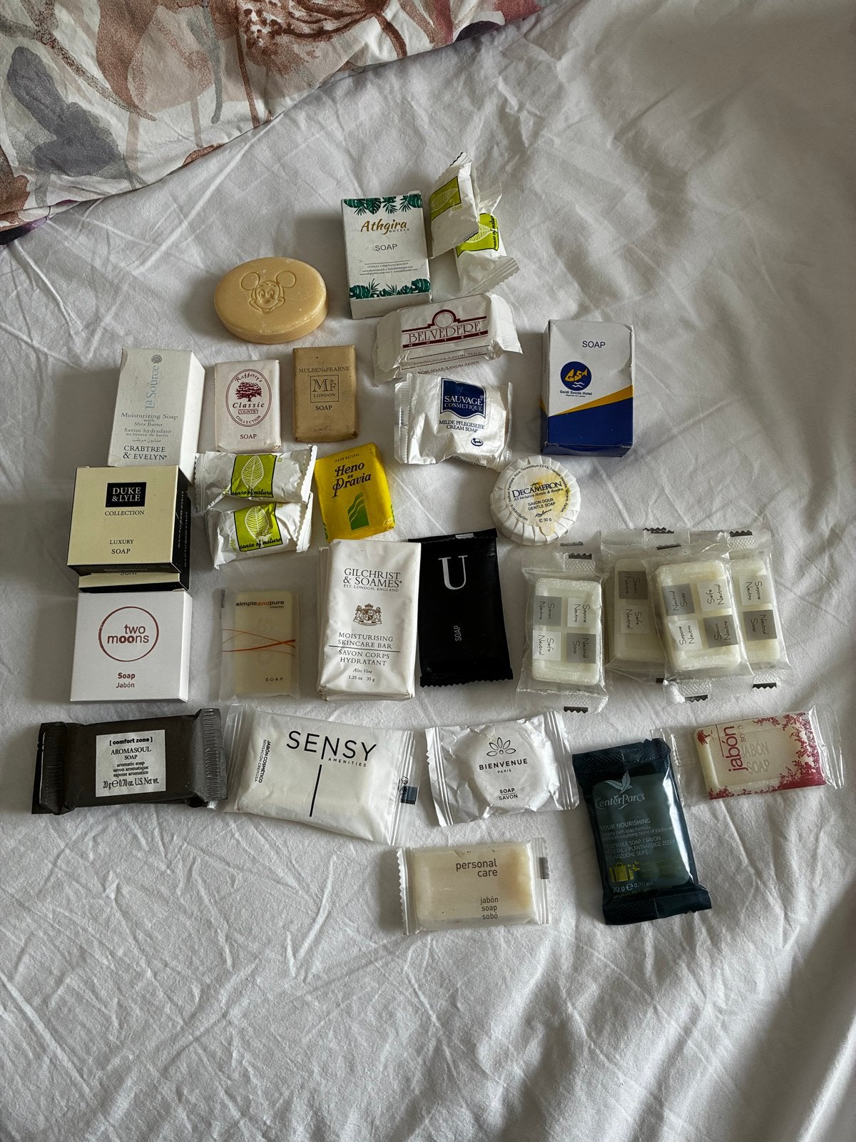 37 Zeepjes voor de Verzamelaar - Diverse Hotelzeepjes, Ophalen of Verzenden, Zo goed als nieuw