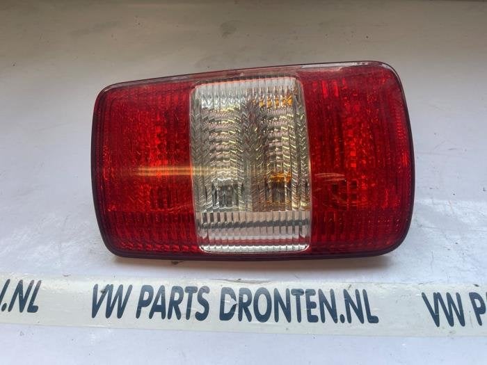Achterlicht links van een Volkswagen Caddy, Gebruikt, -, -, -