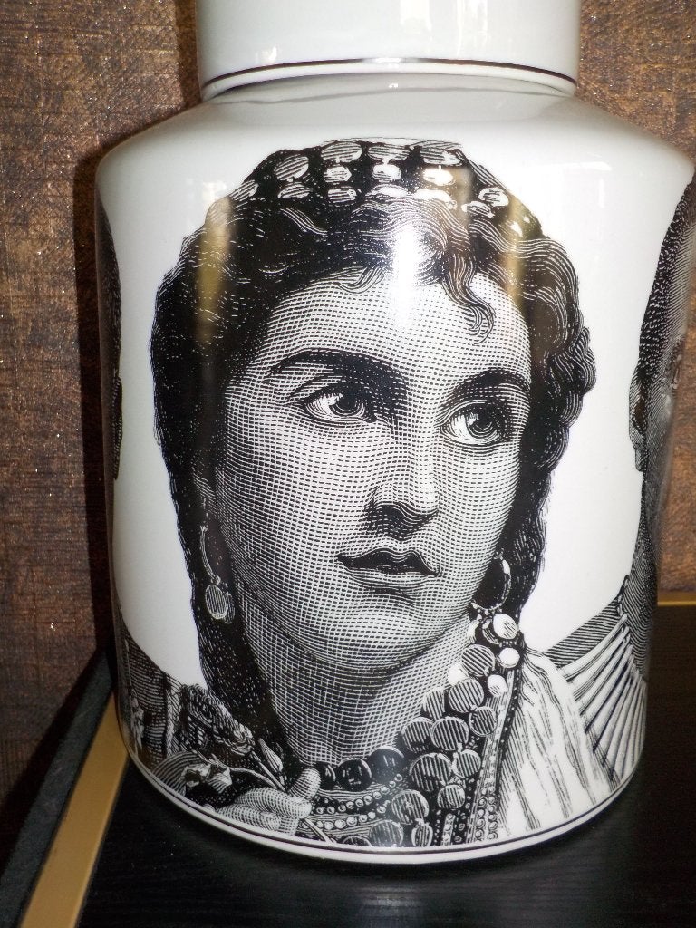 grote voorraadpot bv koffiecups. gezichtenvaas, Mediterraans, Ophalen of Verzenden, Zo goed als nieuw, Wit