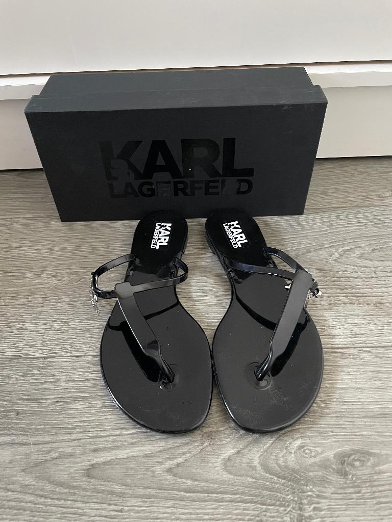 KARL LAGERFELD zwarte teenslippers sandalen flipflop mt 38, Kleding | Dames, Schoenen, Zwart, Karl lagerfeld, Zo goed als nieuw
