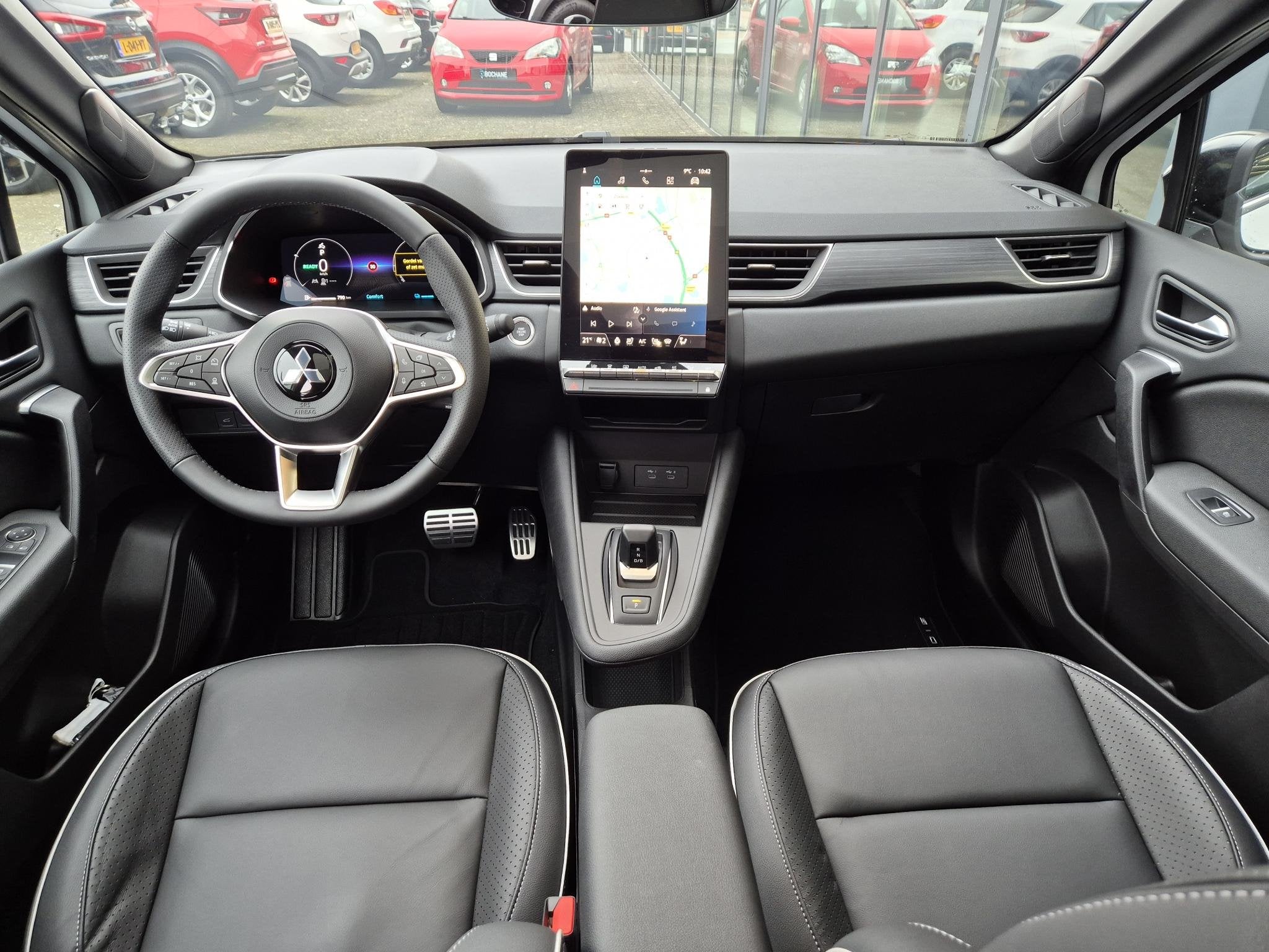 Mitsubishi Grandis 1.8 HEV Instyle | DEMO | Solarbay Panoram, 730 kg, 1789 cc, Bedrijf, Hybride Elektrisch/Benzine