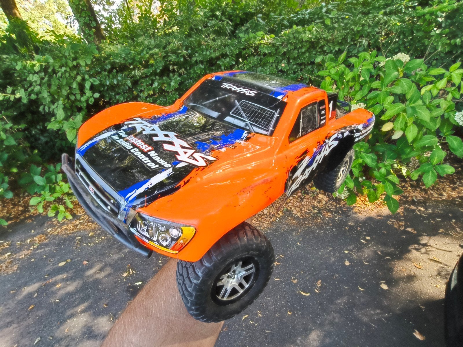 Traxxas slash 2WD, Ophalen of Verzenden, Zo goed als nieuw, Auto offroad