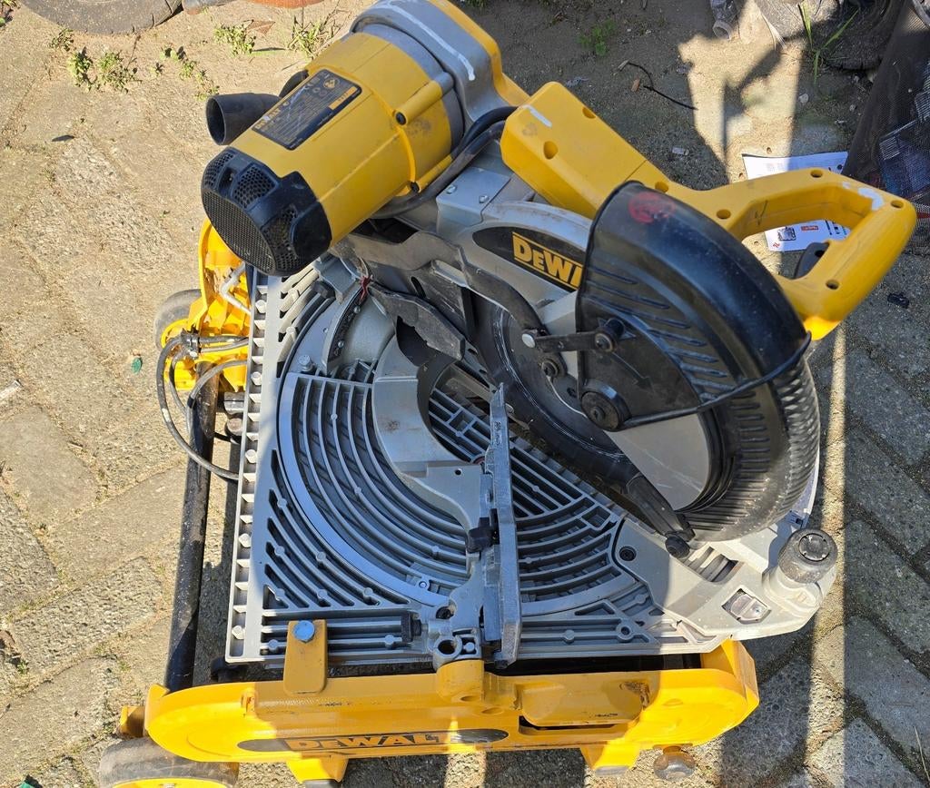 DeWALT D27107XPS Tafel Afkort- En Verstekzaag Combinatiezaag, Ophalen of Verzenden, DeWALT, N.v.t, N