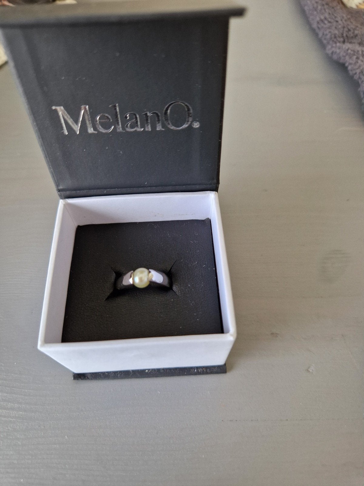 MELANO 925 ZILVEREN CATEYE RING MET PARELTJE MAAT 17, Nieuw, Ophalen of Verzenden, 17 tot 18, Dame