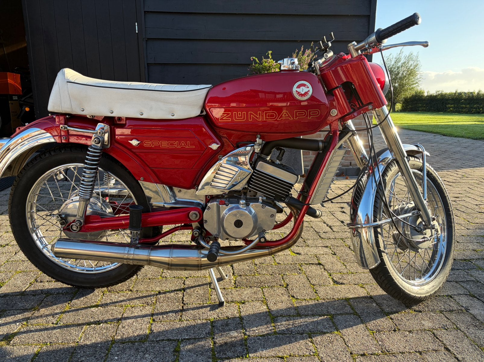 Zundapp 517 80 cc zeer nette brommer, Fietsen en Brommers, Ophalen of Verzenden, Zo goed als nieuw, Overige modellen