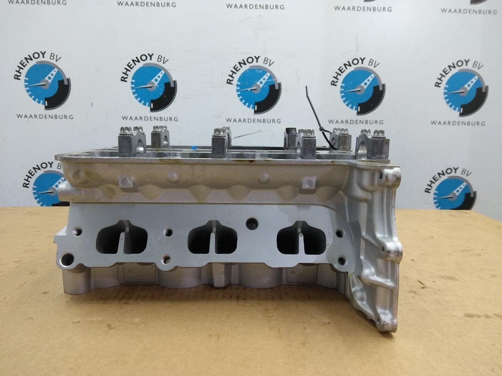 Corsa Z10XEP revisie cilinderkop 55355431, -, -, Opel, Ophalen of Verzenden