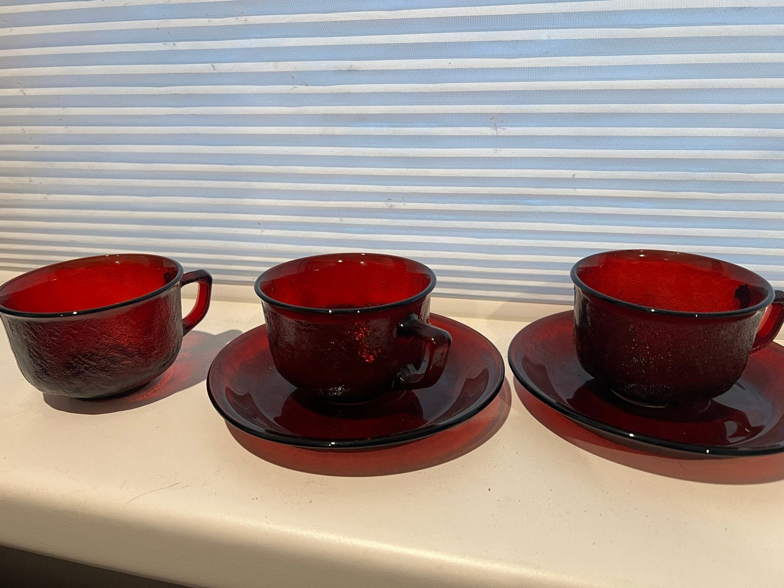 Vintage Arcoroc Sierra Rode 6x Glazen Kop en Schotel Set, Antiek en Kunst, Ophalen of Verzenden
