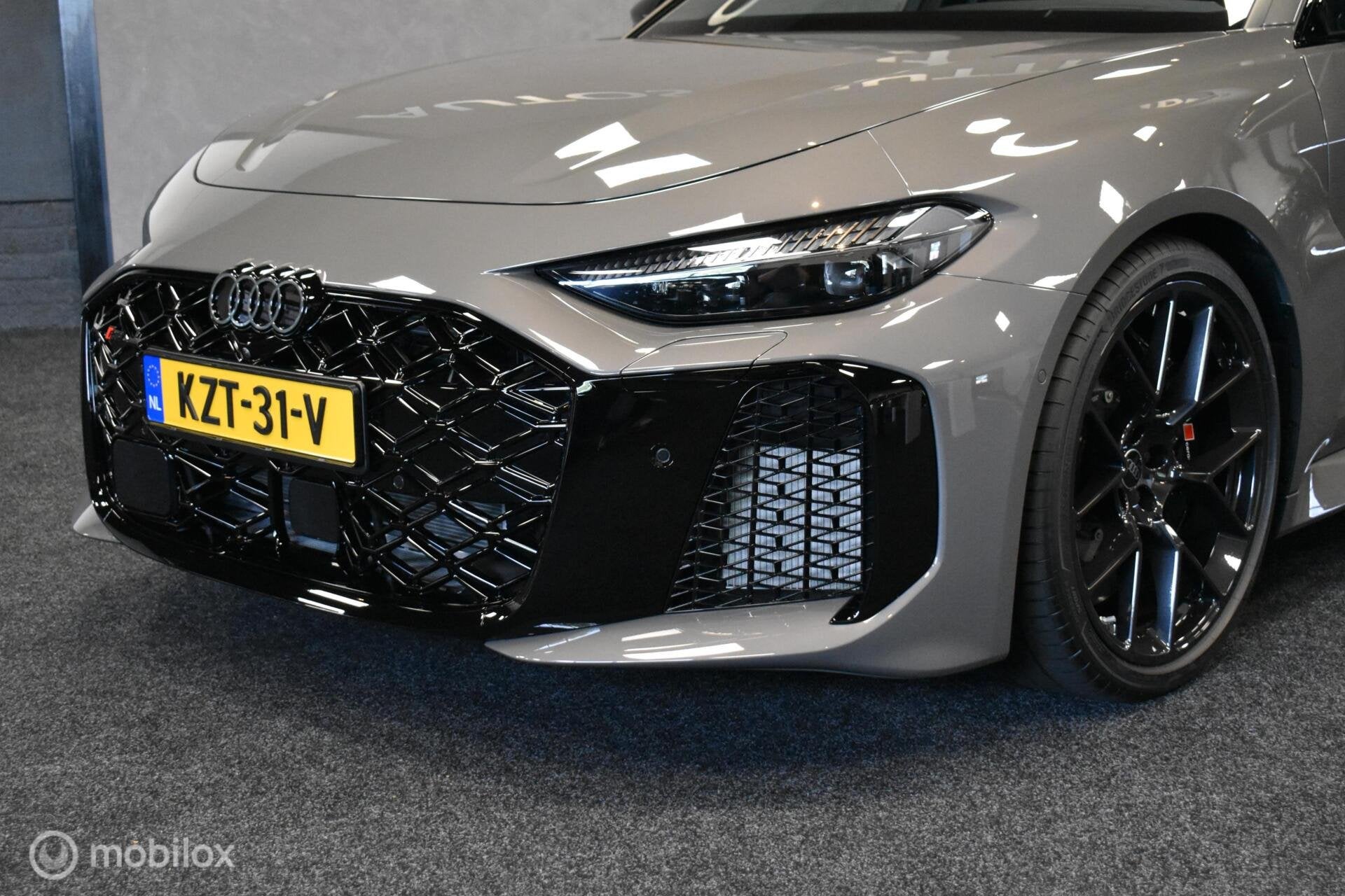 Audi RS 5 Avant e-hybrid quattro Tech Pro NIEUW EN RIJKLAAR, Automaat, Gebruikt, Zwart, RS5