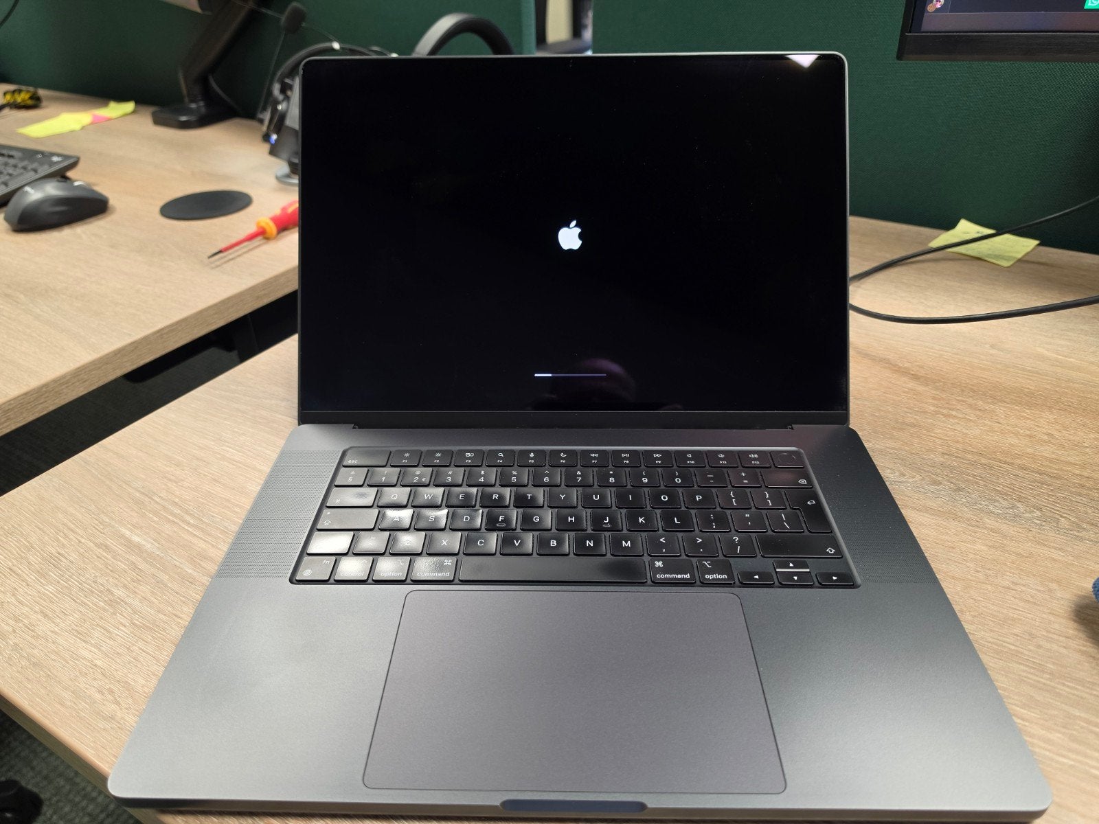 MacBook Pro 16" (M3 Max, 2024) Space Black 1TB SSD 48GB RAM, Computers en Software, Apple Macbooks, Zo goed als nieuw, MacBook Pro