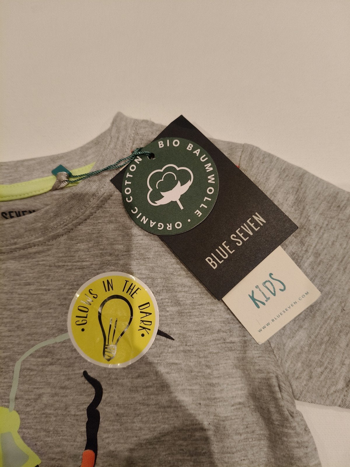 Blue Seven T-shirt Jongens Maat 104 Glow in the Dark, Kinderen en Baby's, Kinderkleding | Maat 104, Onbekend, Nieuw, Ophalen of Verzenden