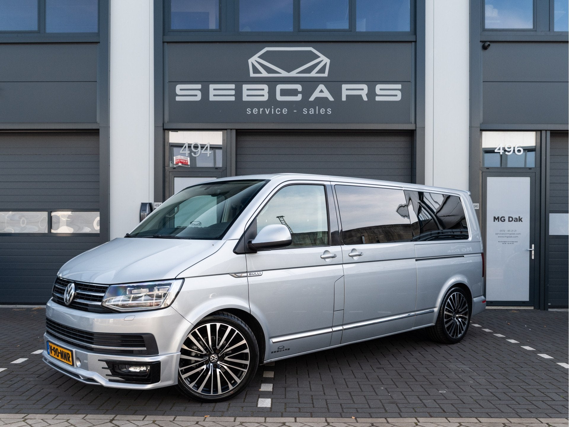 Volkswagen Transporter L2H1 DC Caravelle 2.0 TDI Highline la, Gebruikt, 4 cilinders, Volkswagen, Leder