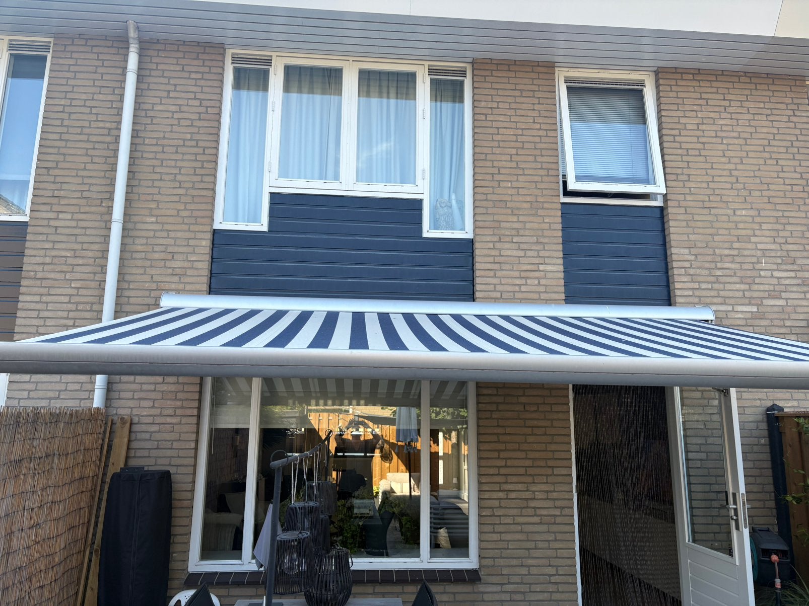 Knikarm zonnescherm, Ophalen, Gebruikt, 150 tot 300 cm, 250 cm tot 450 cm