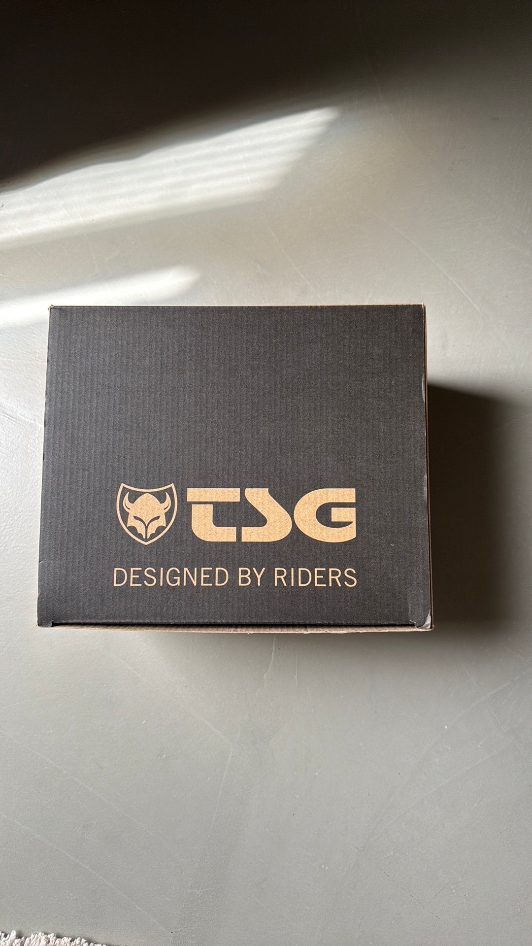 Skate helm, Ophalen, Zo goed als nieuw