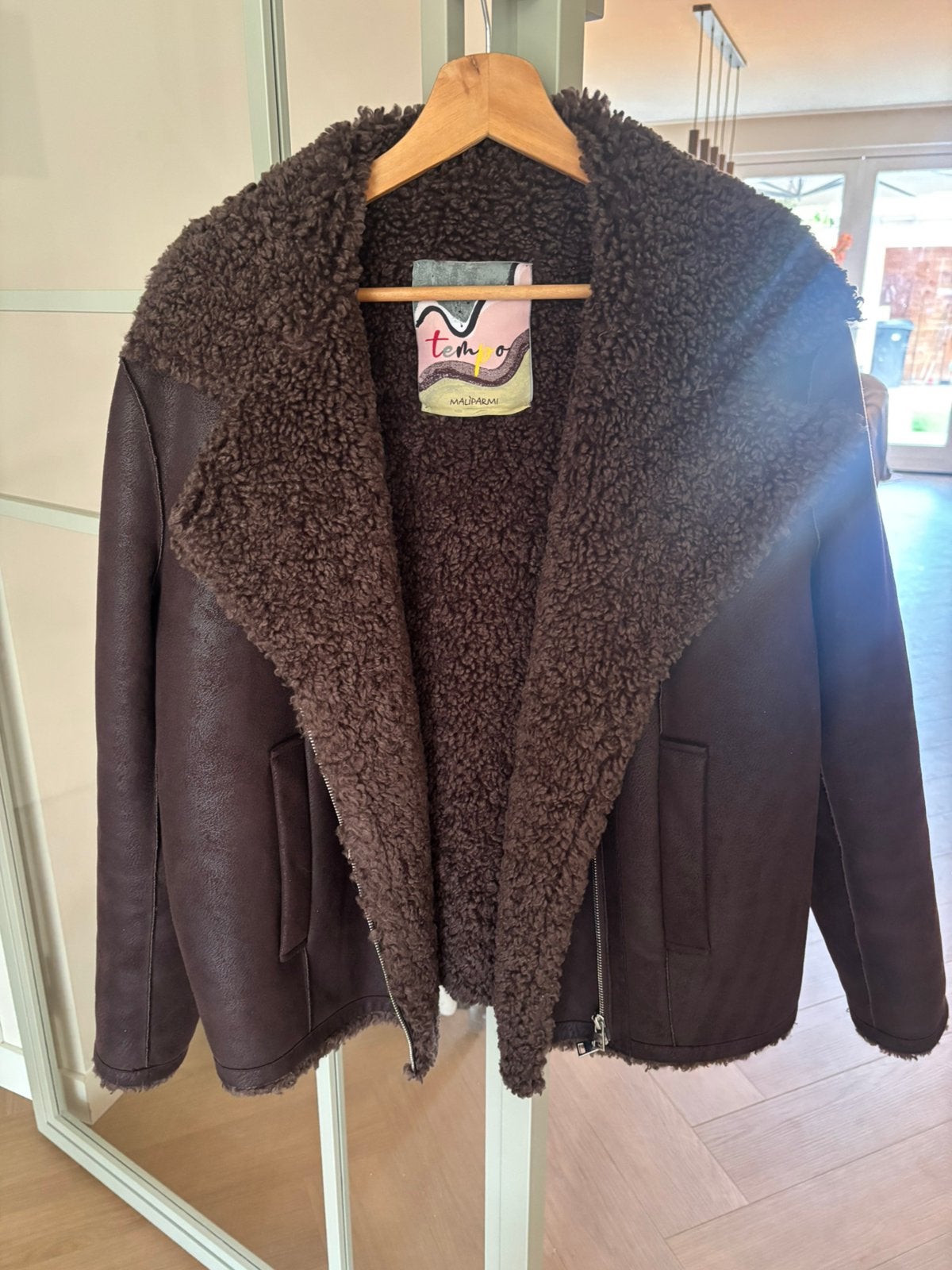 Lammy Coat van Malìparmi maat S, Ophalen, Zo goed als nieuw, Maat 46 (S) of kleiner, Bruin