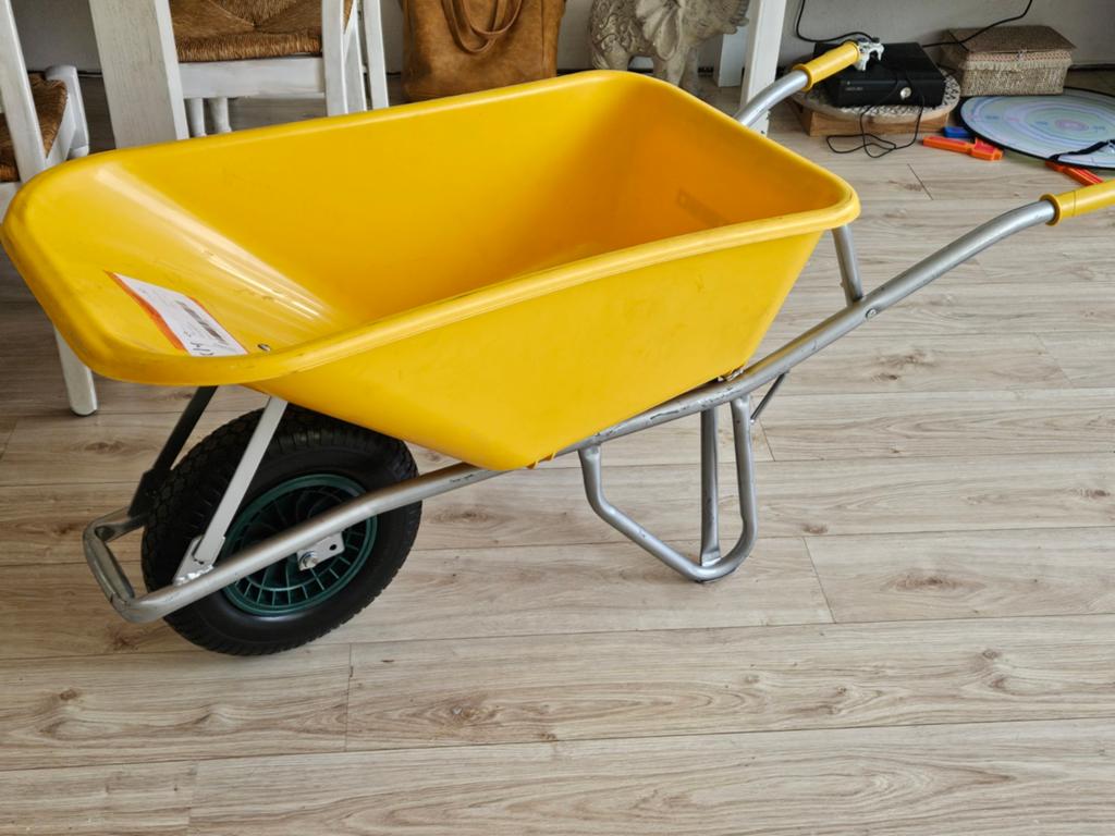 Kruiwagen antilek band, Ophalen
