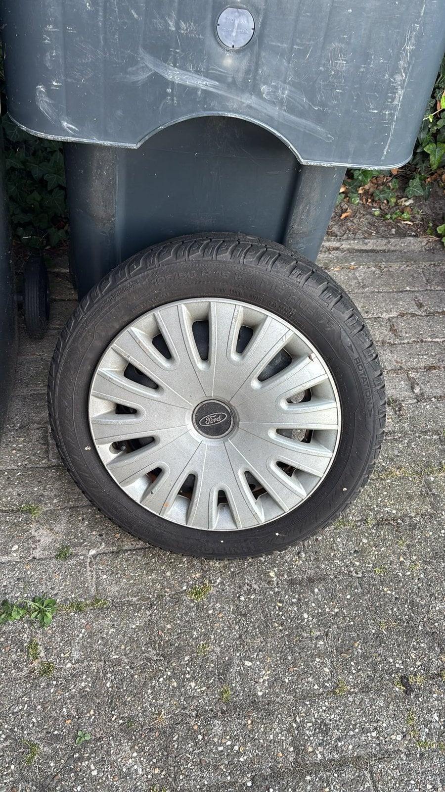 Winterbanden  ford fiesta, Ophalen, 15 inch, Banden en Velgen, Winterbanden