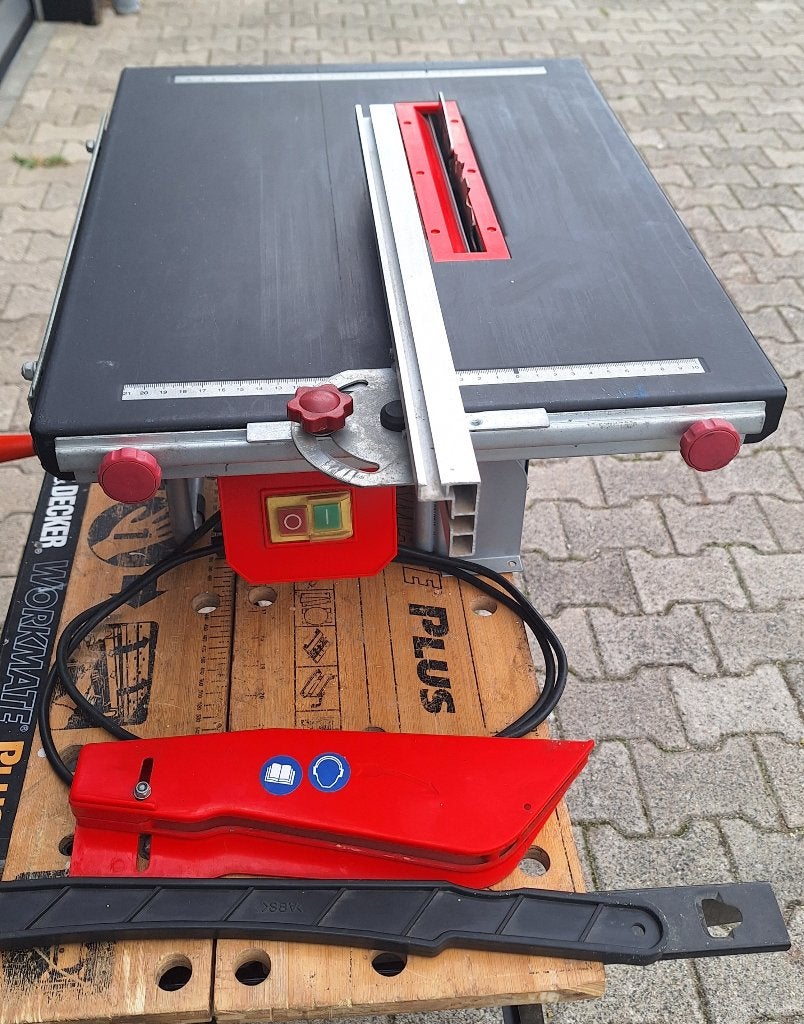 Mini tafelzaag hout en een tafelzaag voor tegels (ook nat), Ophalen, Gebruikt, Cirkelzaag, Kinzo
