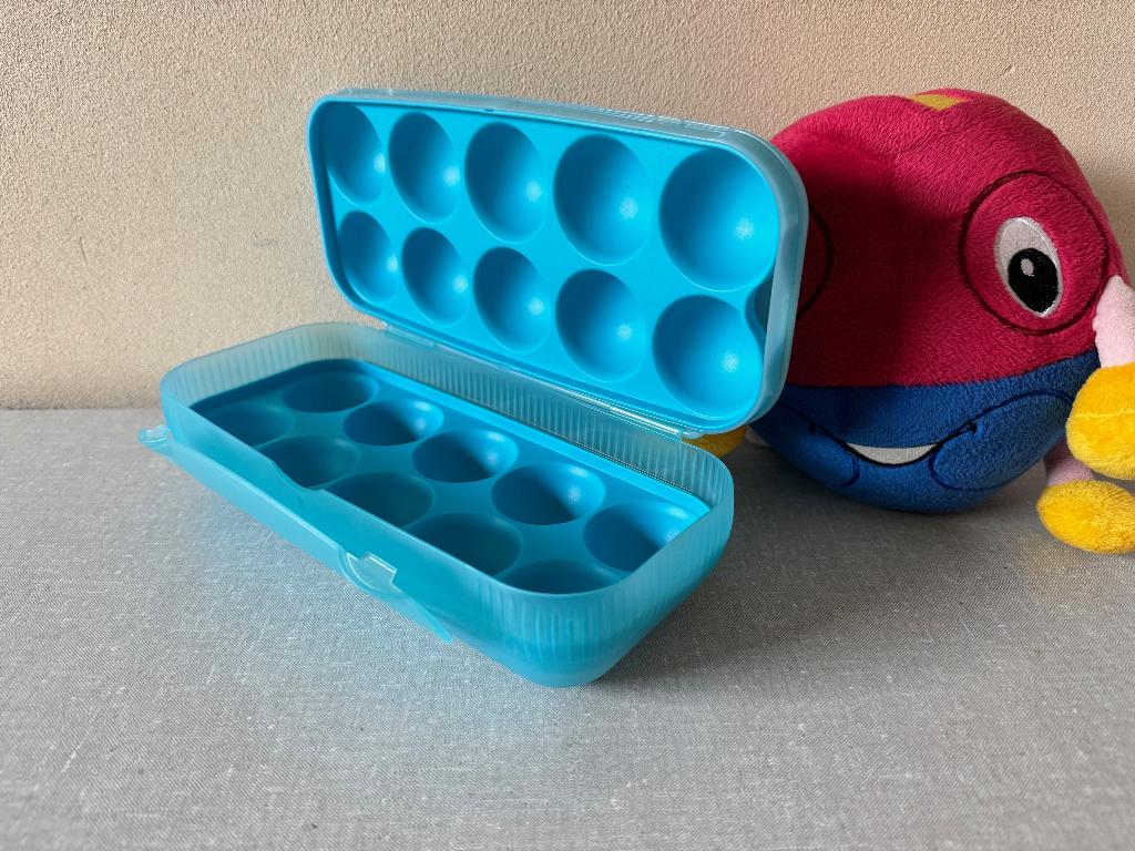 NIEUWE eierdoos opbergbak voor eieren TUPPERWARE, Huis en Inrichting, Ophalen of Verzenden, Nieuw, Blauw, Overige typen