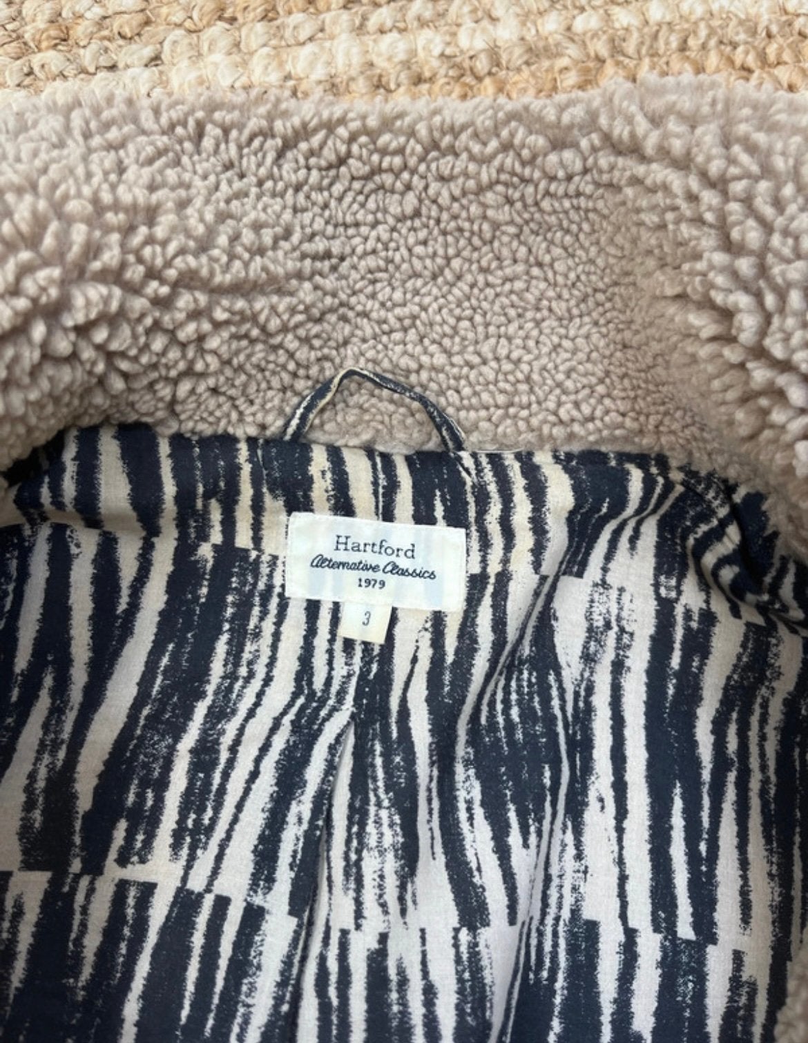 Mooi teddy jasje Hartford maat 38, Ophalen of Verzenden, Zo goed als nieuw, Maat 38/40 (M), Beige