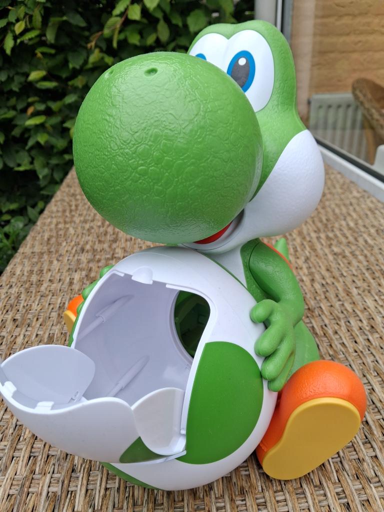 Yoshi popcornhouder, Ophalen of Verzenden, Overige figuren, Nieuw, Beeldje of Figuurtje