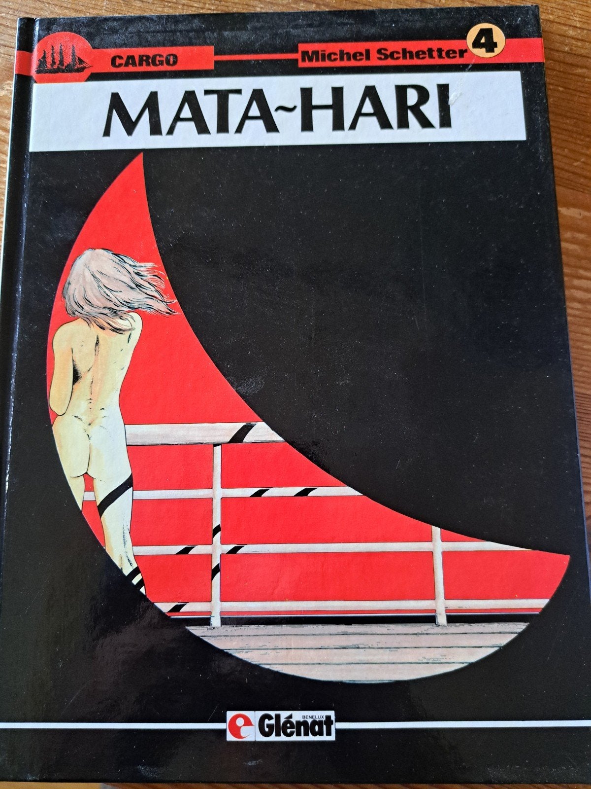 MATA_HARI.18+, Ophalen of Verzenden