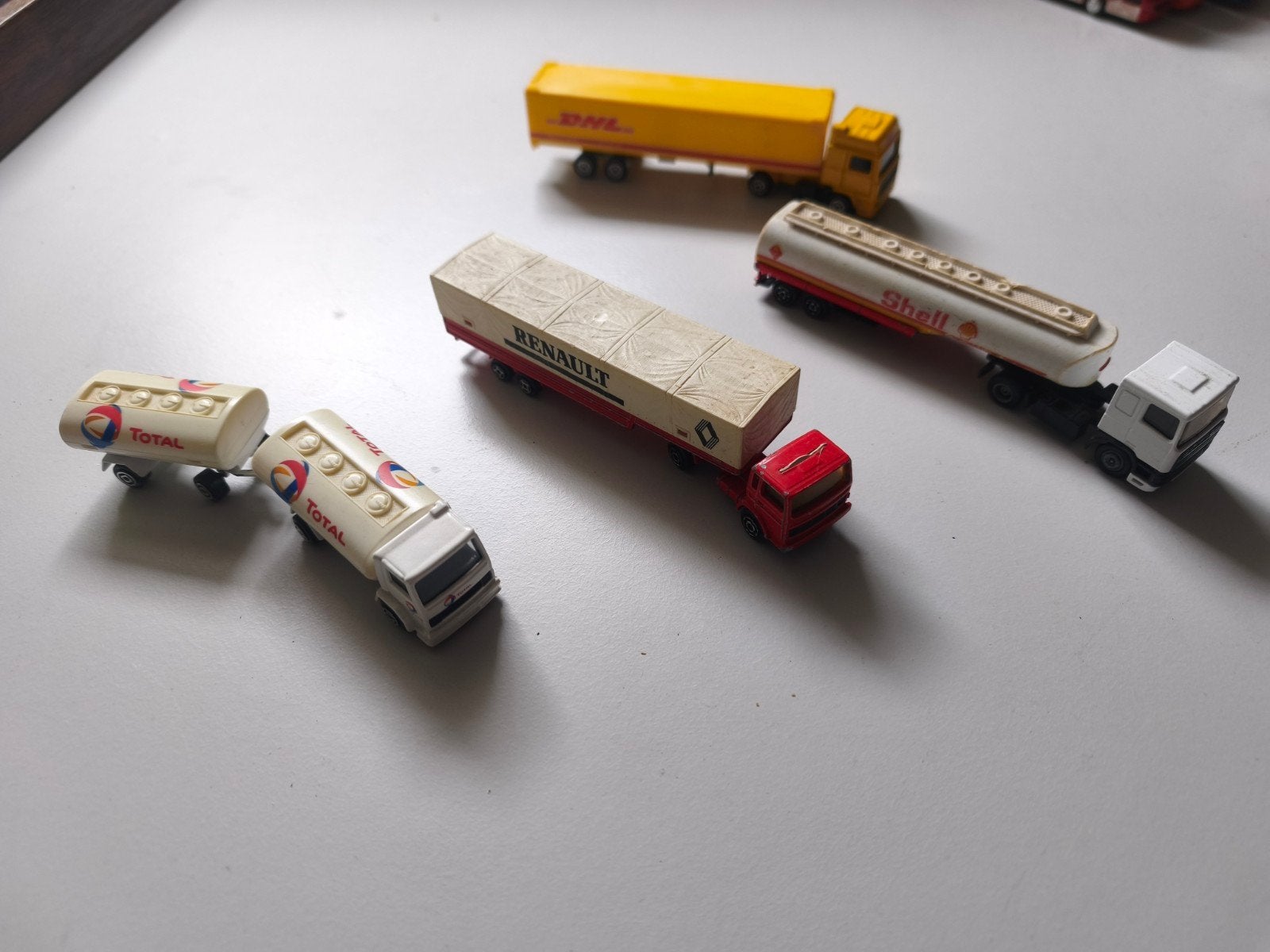 Majorette Vrachtwagens en Tankwagens - Set van 4, Kinderen en Baby's, Speelgoed | Speelgoedvoertuigen, Ophalen of Verzenden, Gebruikt