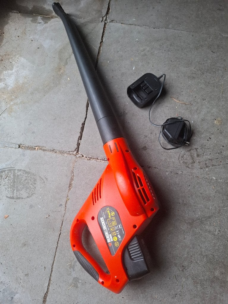 Bladblazer. Black and Decker, Ophalen, Zo goed als nieuw, Elektrisch, Black & Decker