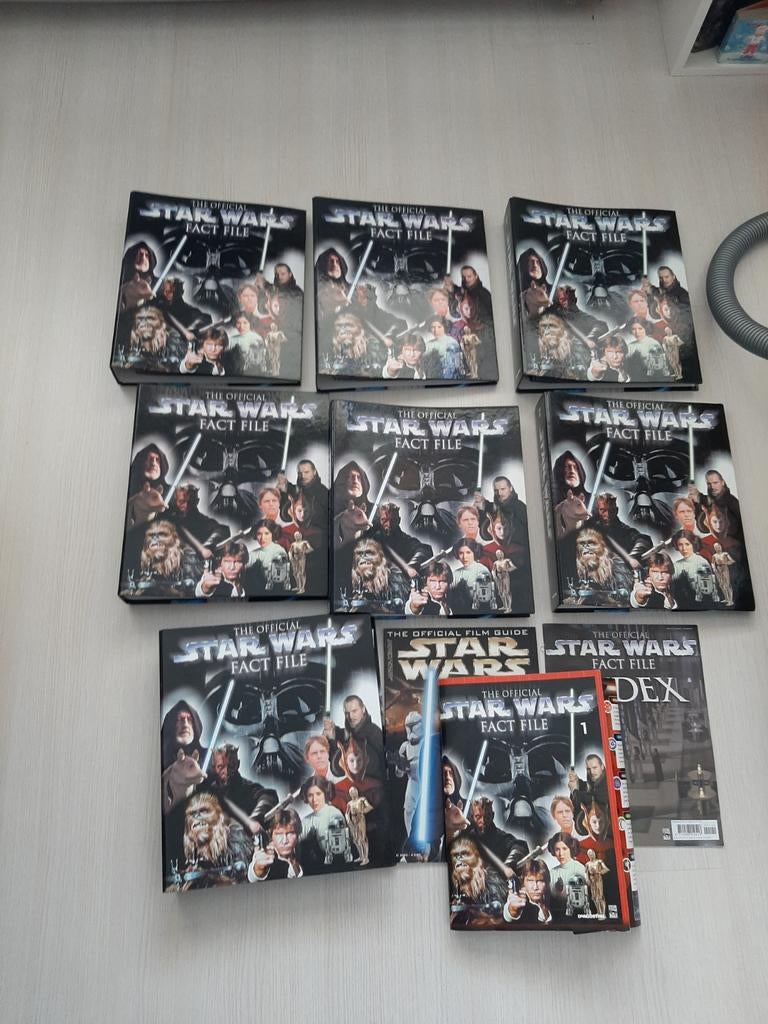 Star Wars Deagostini the offical fact file, Verzamelen, Star Wars, Ophalen, Zo goed als nieuw, Boek of Poster