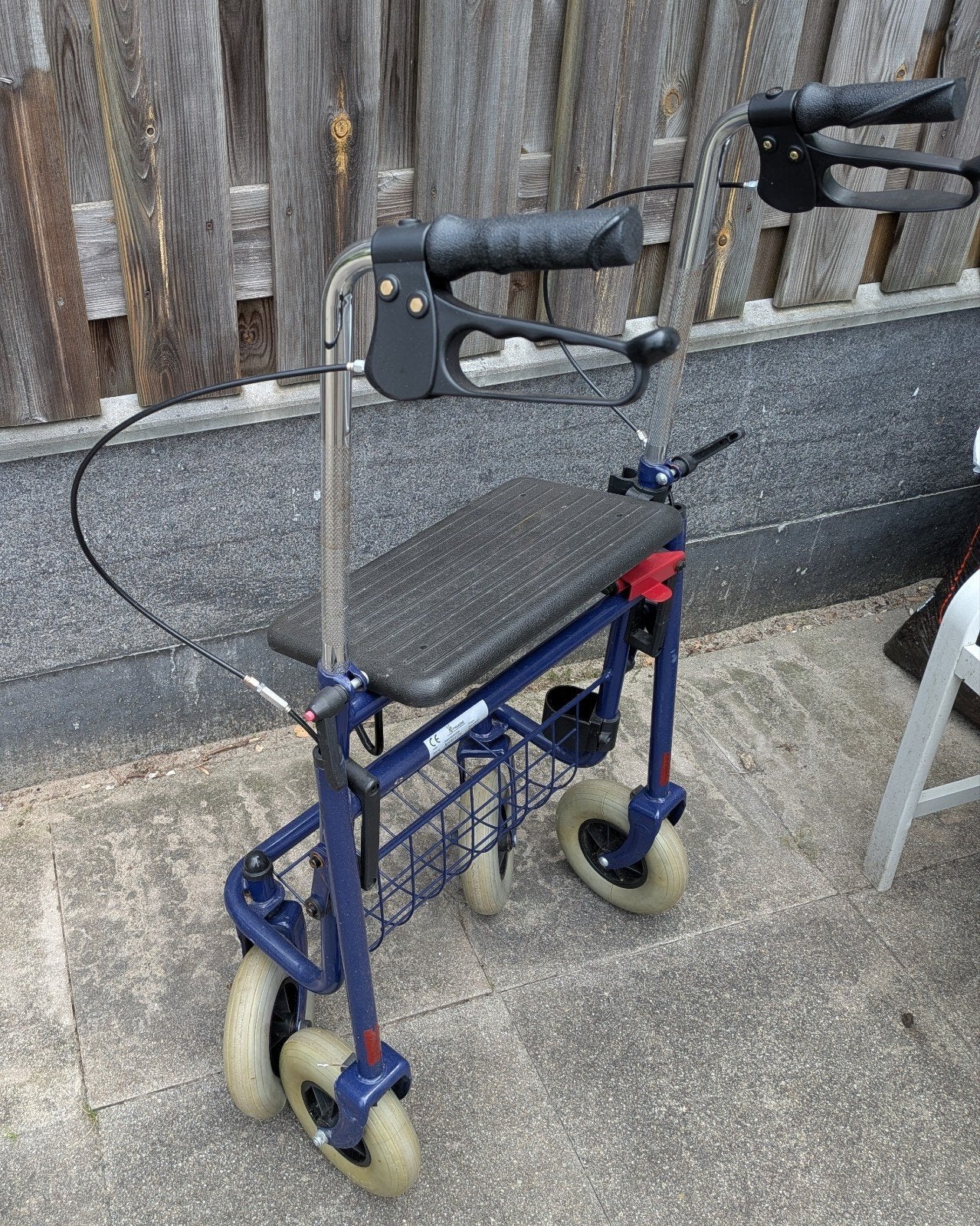 Opklapbare rollator voor €15,00, Diversen, Ophalen, Gebruikt