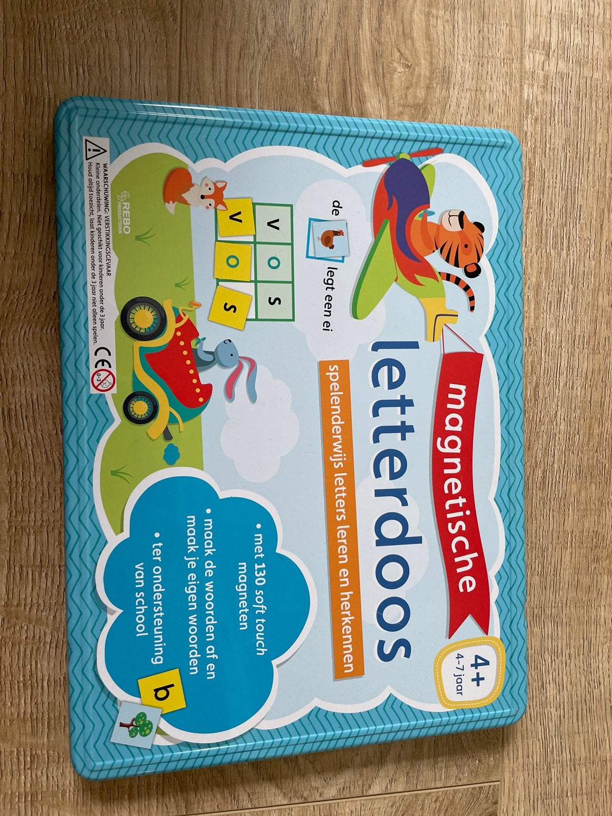Magnetische Letterdoos - Spelenderwijs Letters Leren, Ophalen of Verzenden, Zo goed als nieuw, Taal en Lezen