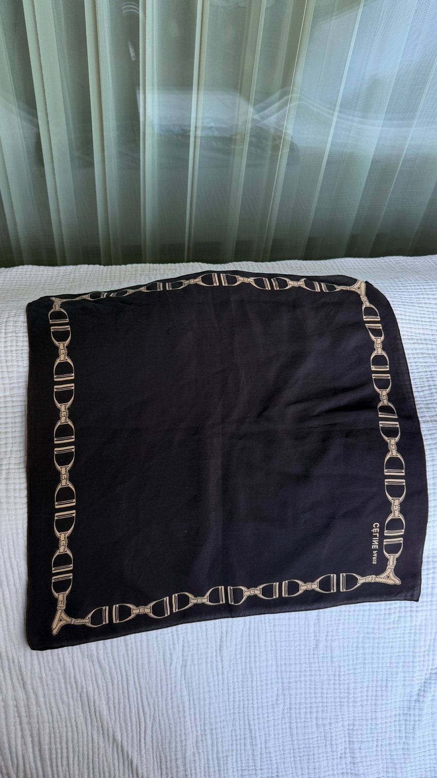 Celine Paris sjaal met kettingprint, Kleding | Dames, Ophalen, Gedragen, Maat 38/40 (M), Sjaal