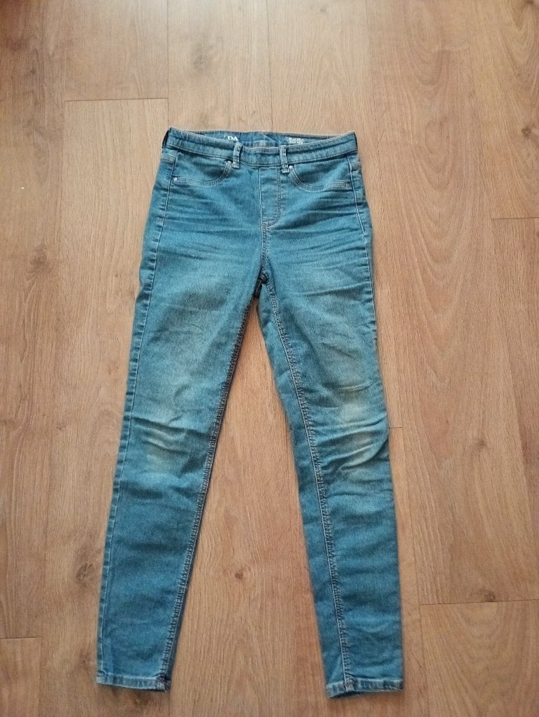 Mooie blauwe spijkerbroek jegging mt 36, Blauw, Ophalen of Verzenden, Zo goed als nieuw, W28 - W29 (confectie 36)