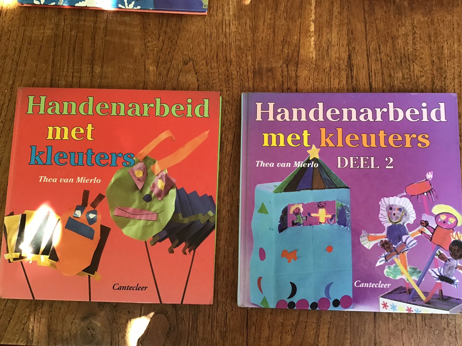 Handarbeid met kleuters - Thea van Mierlo - deel 1 en 2, Ophalen of Verzenden, Zo goed als nieuw, Fictie algemeen