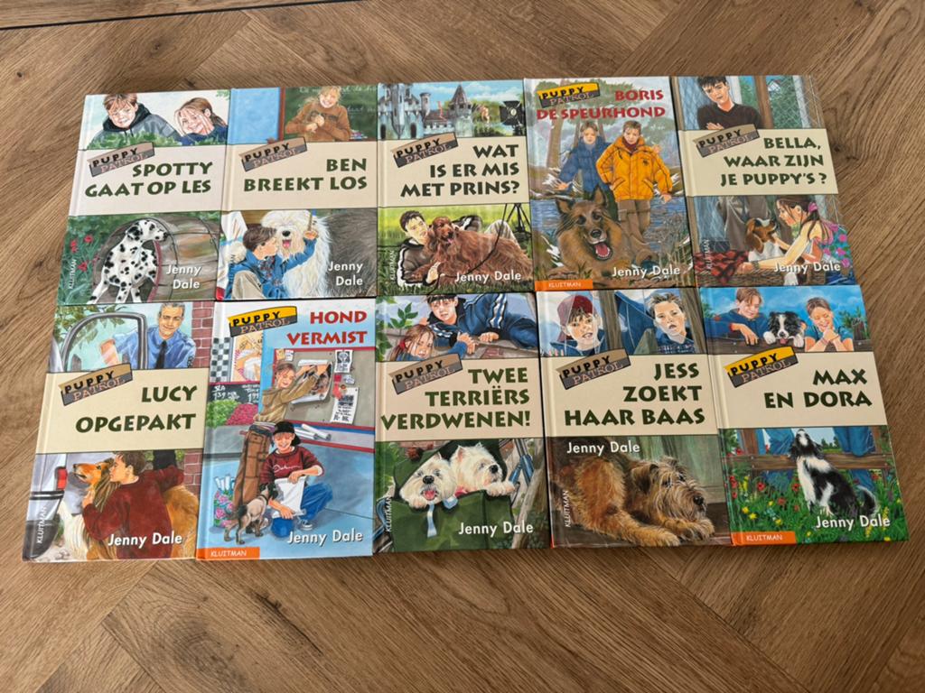 Puppy Patrol - De eerste 10 boeken van de serie, Boeken, Ophalen of Verzenden, Zo goed als nieuw, Fictie algemeen
