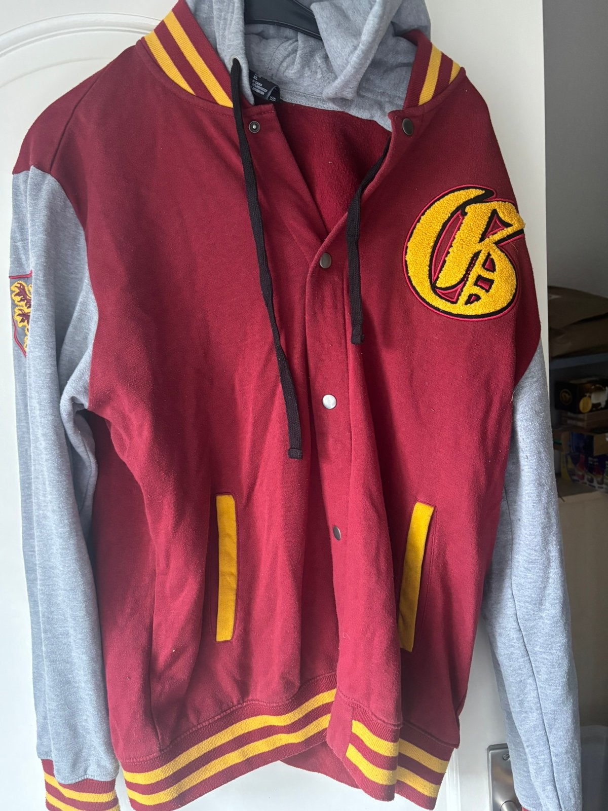 Harry Potter Griffoendor Varsity Jacket XL, Ophalen of Verzenden, Gedragen, Maat 56/58 (XL), Rood