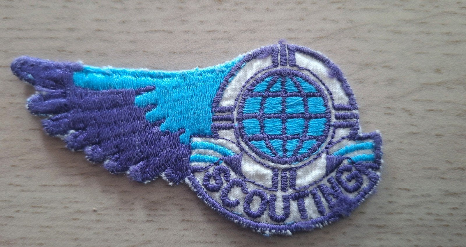 Rowan Wing Scouting Padvinderij, Verzamelen, Scouting, Ophalen of Verzenden, Zo goed als nieuw, Embleem, Speld of Insigne